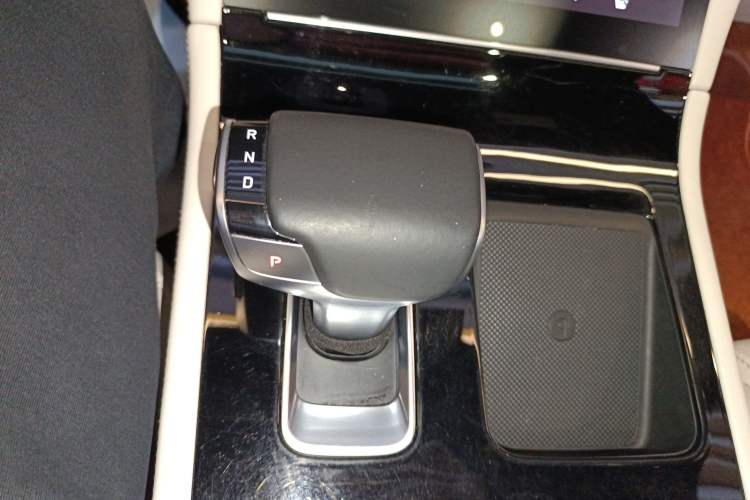 Used Li Auto ONE 2021 Extended-Range 6-Seater Version Gear Lever