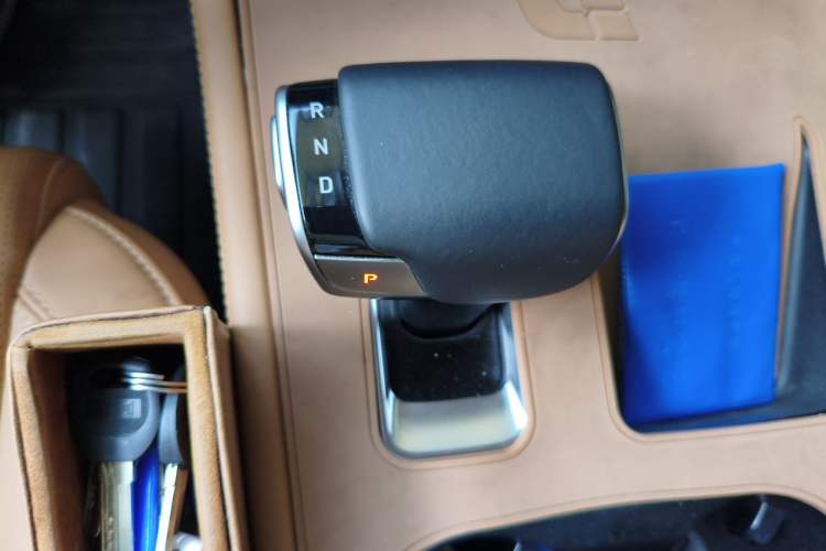 Used Li Auto ONE 2021 Extended-Range 6-Seater Version Gear Lever