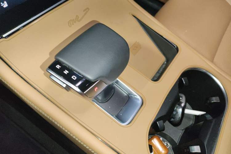 Used Li Auto ONE 2021 Extended-Range 6-Seater Version Gear Lever