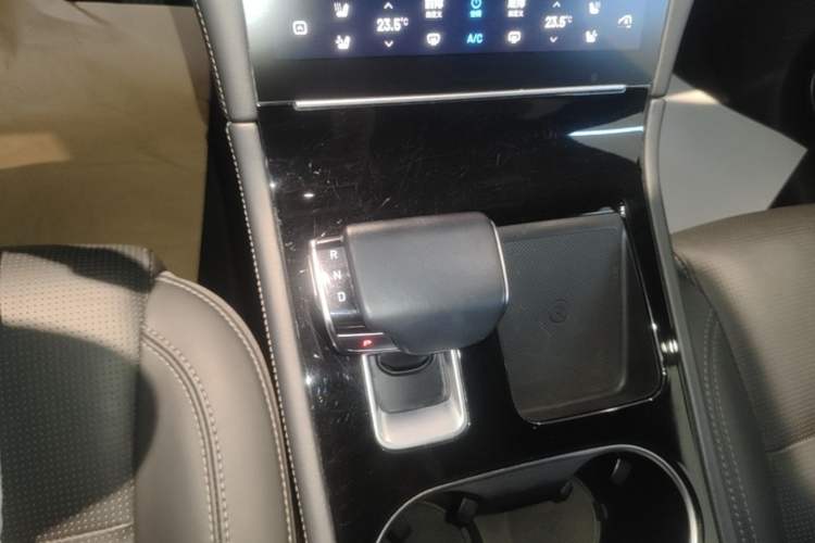 Used Li Auto ONE 2021 Extended-Range 6-Seater Version Gear Lever