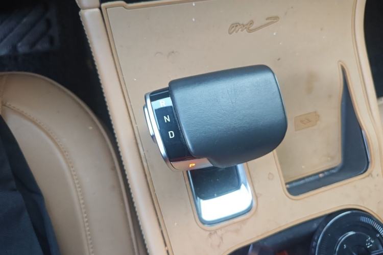 Used Li Auto ONE 2021 Extended-Range 6-Seater Version Gear Lever
