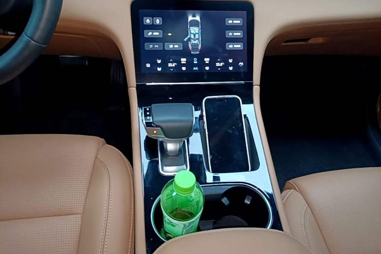 Used Li Auto ONE 2021 Extended-Range 6-Seater Version Gear Lever