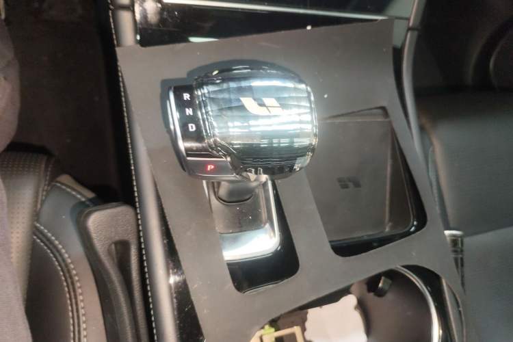 Used Li Auto ONE 2021 Extended-Range 6-Seater Version Gear Lever