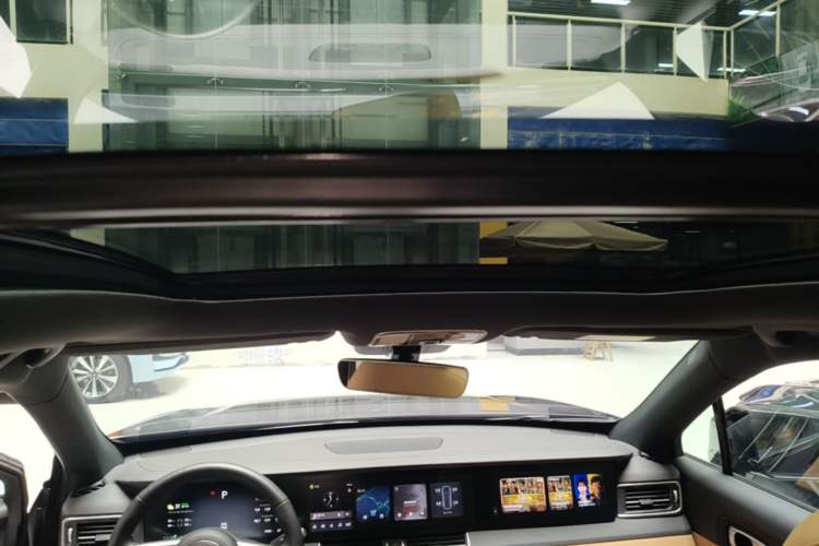 Used Li Auto ONE 2021 Extended-Range 6-Seater Version Headliner