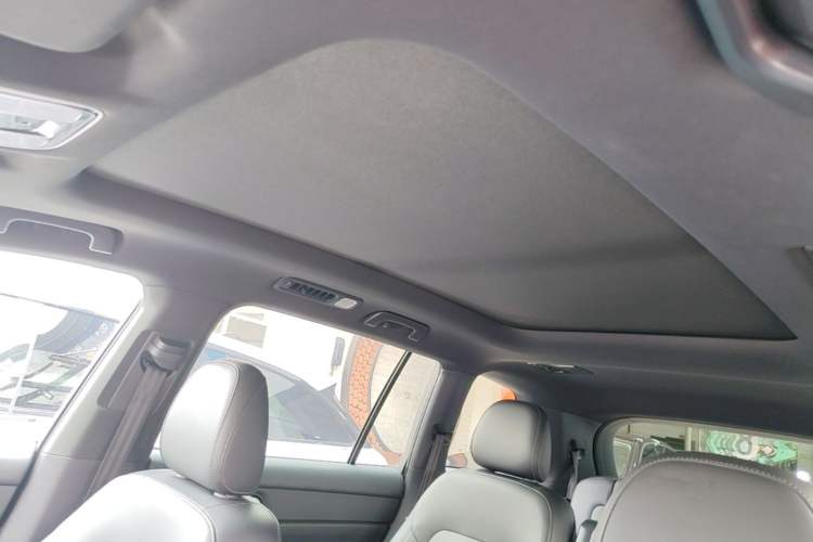 Used Li Auto ONE 2021 Extended-Range 6-Seater Version Headliner