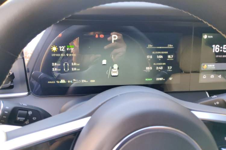 Used Li Auto ONE 2021 Extended-Range 6-Seater Version Instrument Cluster