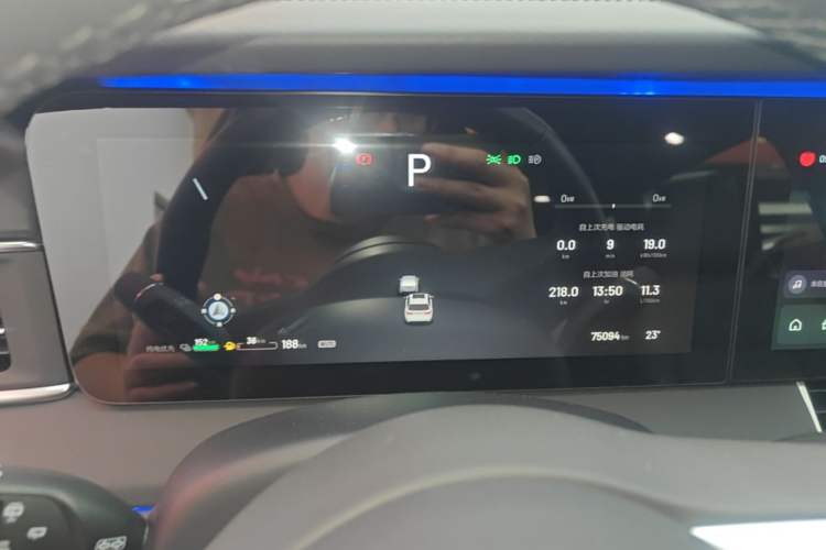 Used Li Auto ONE 2021 Extended-Range 6-Seater Version Instrument Cluster