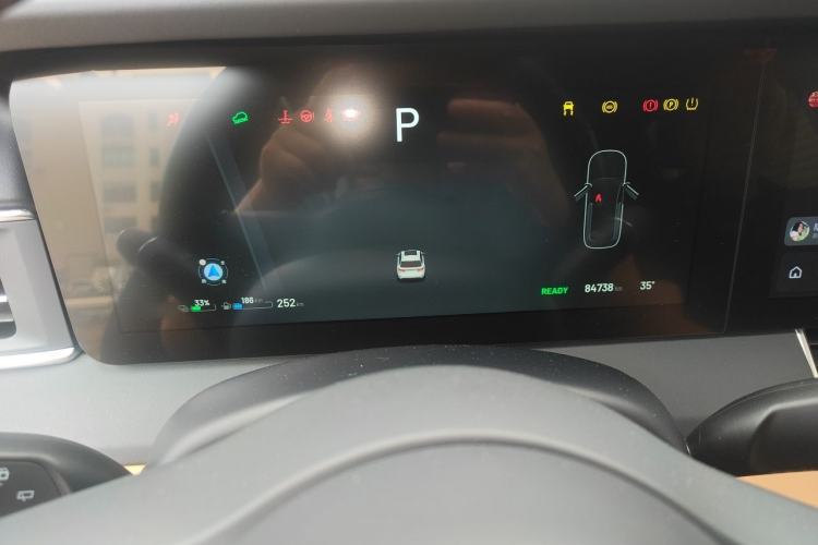 Used Li Auto ONE 2021 Extended-Range 6-Seater Version Instrument Cluster