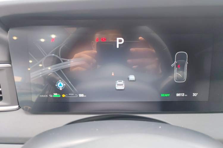 Used Li Auto ONE 2021 Extended-Range 6-Seater Version Instrument Cluster