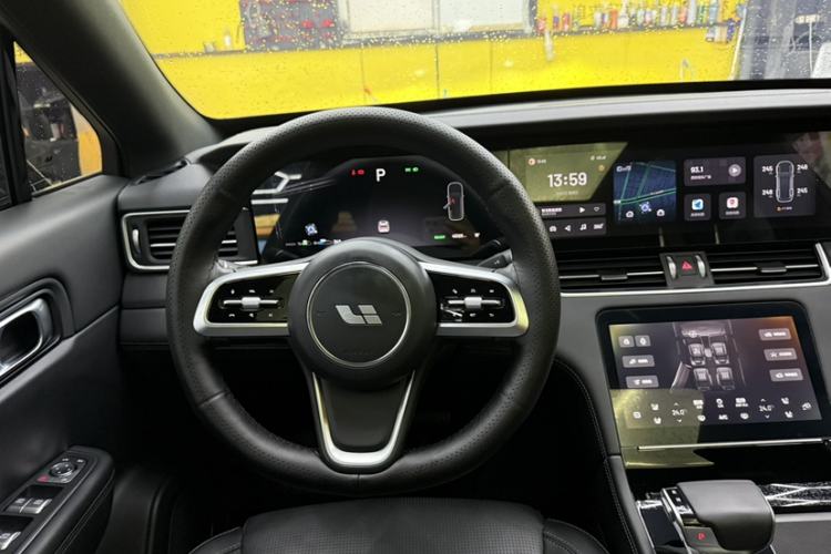 Used Li Auto ONE 2021 Extended-Range 6-Seater Version Interior 1