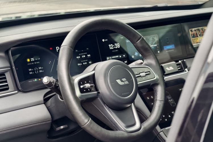 Used Li Auto ONE 2021 Extended-Range 6-Seater Version Interior 2