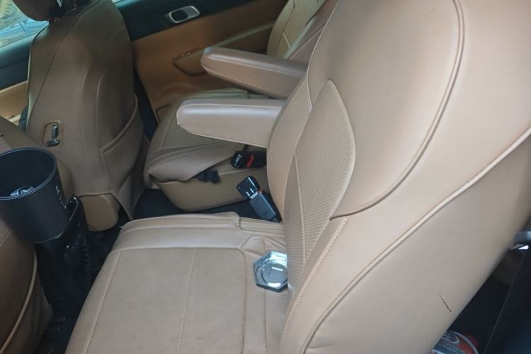 Used Li Auto ONE 2021 Extended-Range 6-Seater Version Interior 4