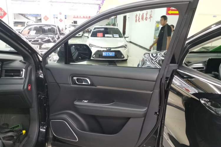 Used Li Auto ONE 2021 Extended-Range 6-Seater Version Interior 5