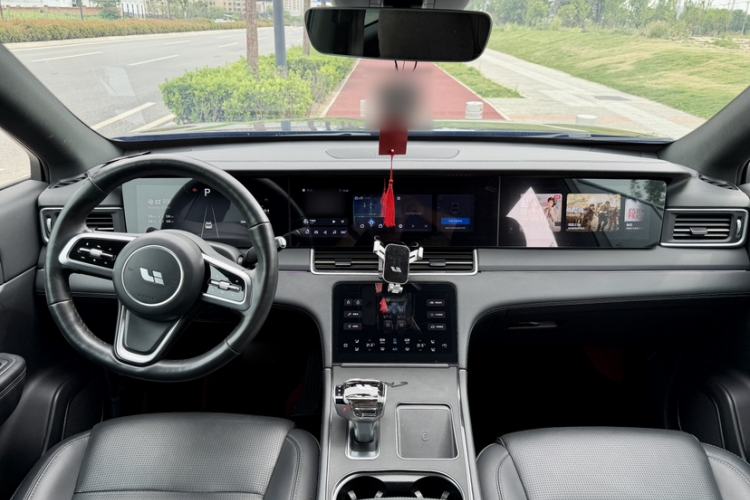Used Li Auto ONE 2021 Extended-Range 6-Seater Version Interior 5