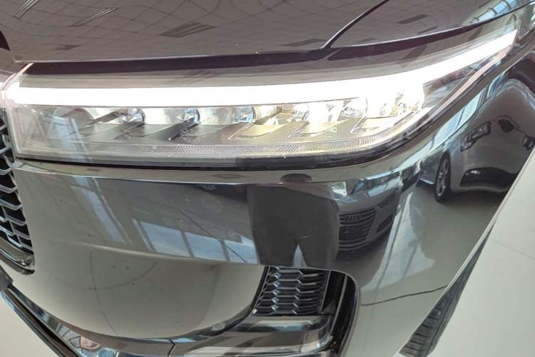 Used Li Auto ONE 2021 Extended-Range 6-Seater Version Left Front Headlight