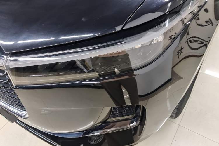 Used Li Auto ONE 2021 Extended-Range 6-Seater Version Left Front Headlight