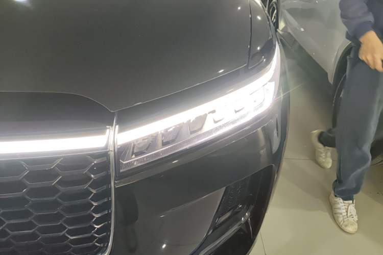 Used Li Auto ONE 2021 Extended-Range 6-Seater Version Left Front Headlight