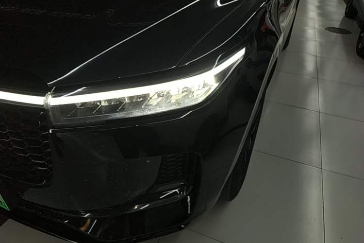 Used Li Auto ONE 2021 Extended-Range 6-Seater Version Left Front Headlight