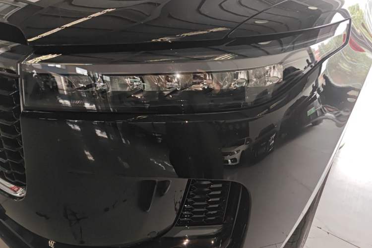 Used Li Auto ONE 2021 Extended-Range 6-Seater Version Left Front Headlight
