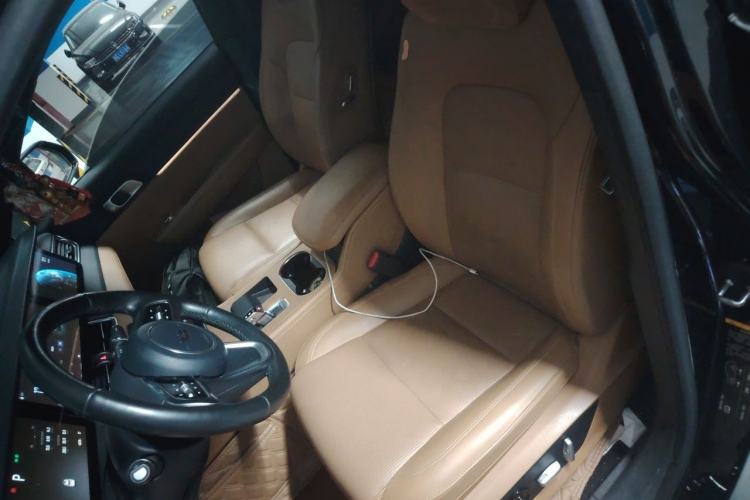 Used Li Auto ONE 2021 Extended-Range 6-Seater Version Left Front Seat