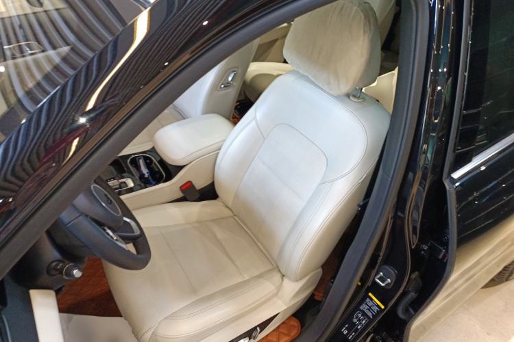 Used Li Auto ONE 2021 Extended-Range 6-Seater Version Left Front Seat