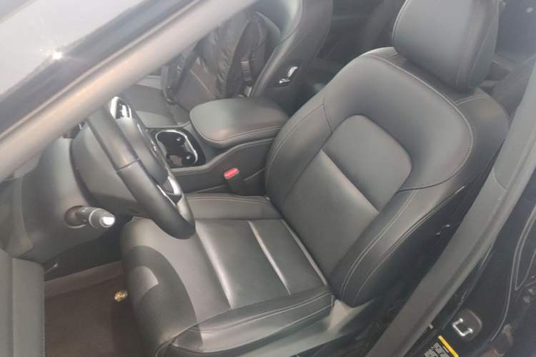 Used Li Auto ONE 2021 Extended-Range 6-Seater Version Left Front Seat