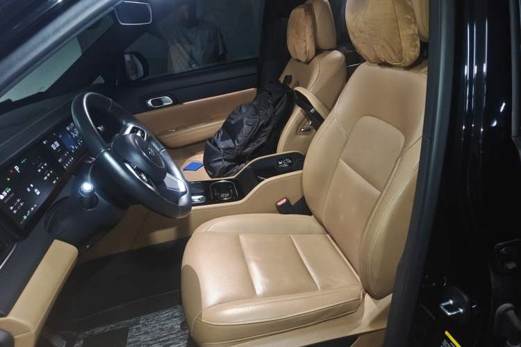 Used Li Auto ONE 2021 Extended-Range 6-Seater Version Left Front Seat