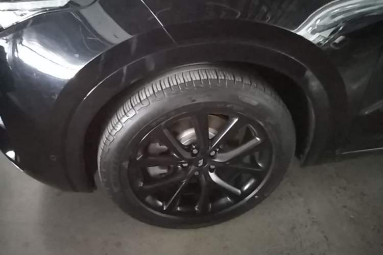 Used Li Auto ONE 2021 Extended-Range 6-Seater Version Left Front Wheel Hub