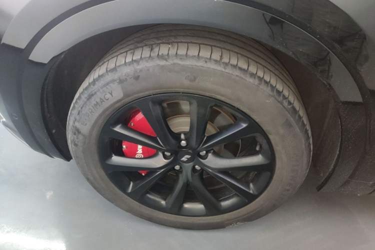 Used Li Auto ONE 2021 Extended-Range 6-Seater Version Left Front Wheel Hub