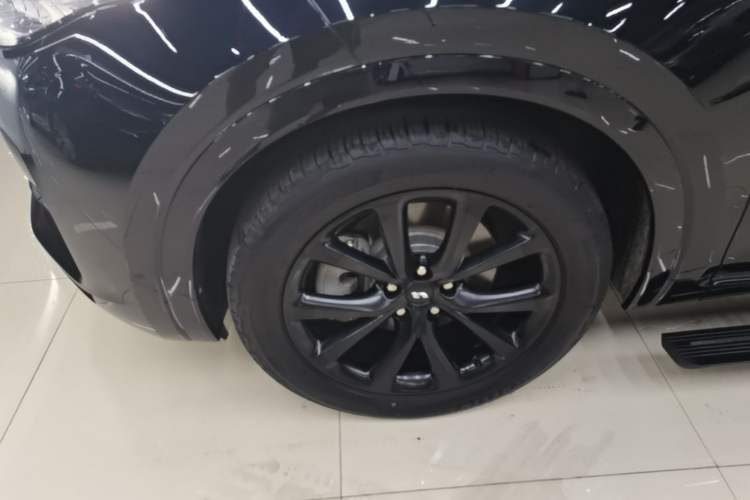 Used Li Auto ONE 2021 Extended-Range 6-Seater Version Left Front Wheel Hub