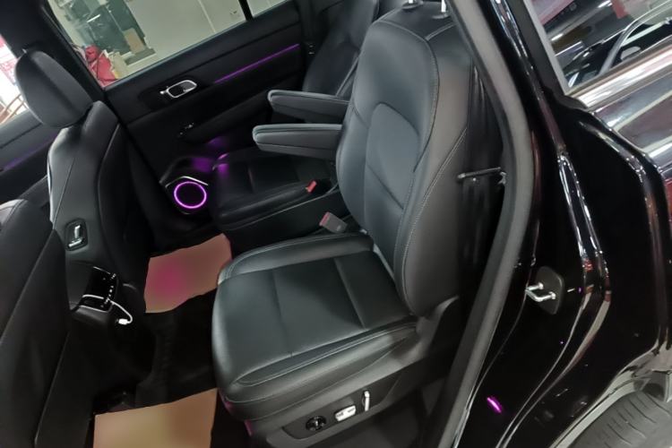 Used Li Auto ONE 2021 Extended-Range 6-Seater Version Left Rear Seat