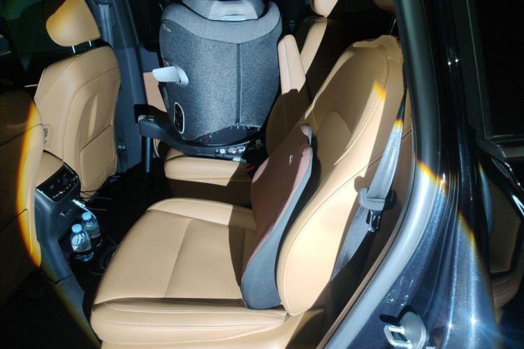 Used Li Auto ONE 2021 Extended-Range 6-Seater Version Left Rear Seat