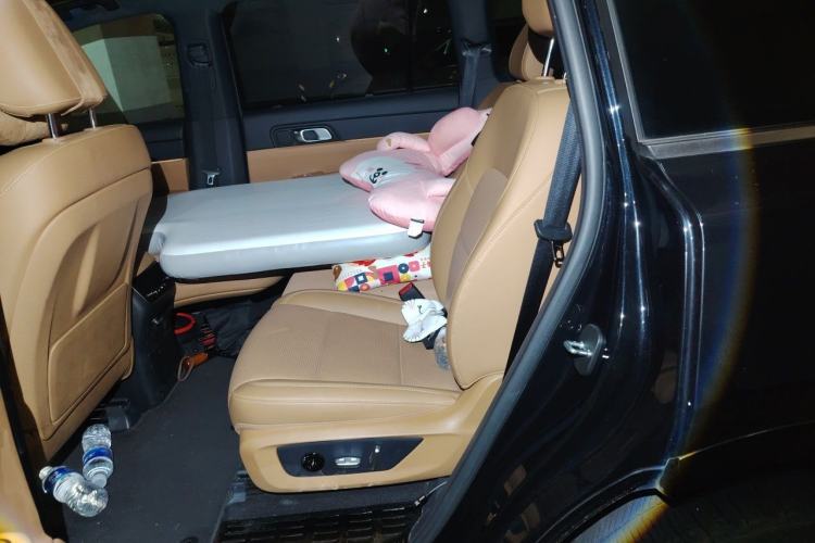 Used Li Auto ONE 2021 Extended-Range 6-Seater Version Left Rear Seat