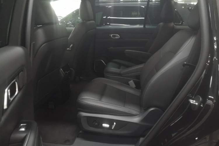 Used Li Auto ONE 2021 Extended-Range 6-Seater Version Left Rear Seat