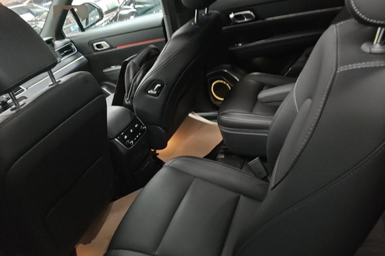 Used Li Auto ONE 2021 Extended-Range 6-Seater Version Left Rear Seat