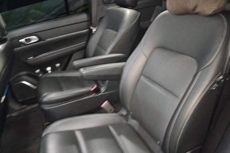 Used Li Auto ONE 2021 Extended-Range 6-Seater Version Left Rear Seat