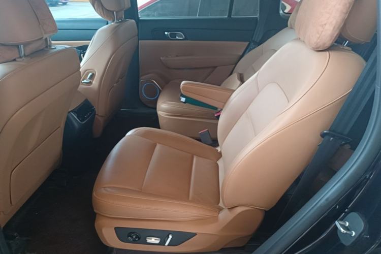 Used Li Auto ONE 2021 Extended-Range 6-Seater Version Left Rear Seat