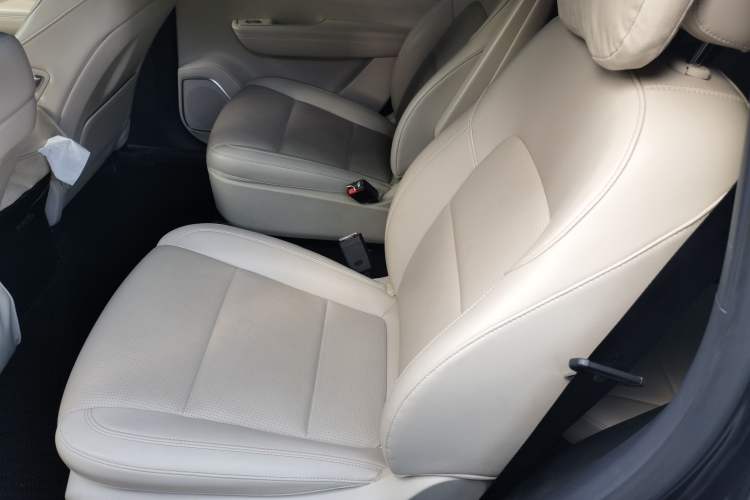 Used Li Auto ONE 2021 Extended-Range 6-Seater Version Left Rear Seat