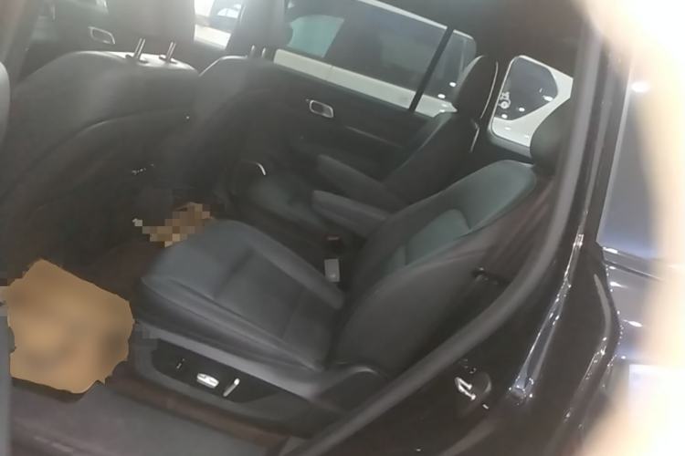 Used Li Auto ONE 2021 Extended-Range 6-Seater Version Left Rear Seat