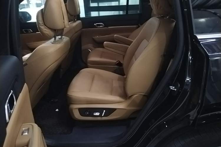 Used Li Auto ONE 2021 Extended-Range 6-Seater Version Left Rear Seat