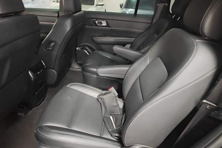 Used Li Auto ONE 2021 Extended-Range 6-Seater Version Left Rear Seat