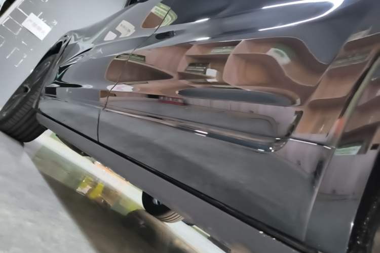 Used Li Auto ONE 2021 Extended-Range 6-Seater Version Left Side Sill