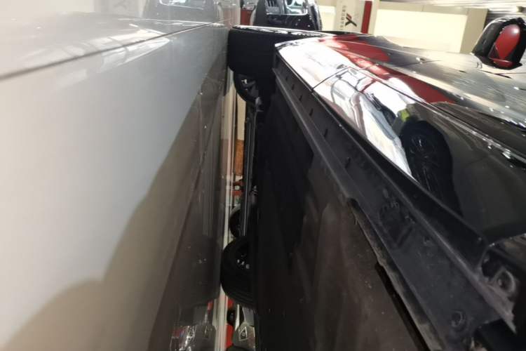 Used Li Auto ONE 2021 Extended-Range 6-Seater Version Left Side Sill