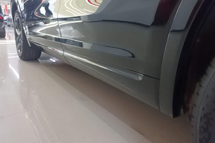 Used Li Auto ONE 2021 Extended-Range 6-Seater Version Left Side Sill