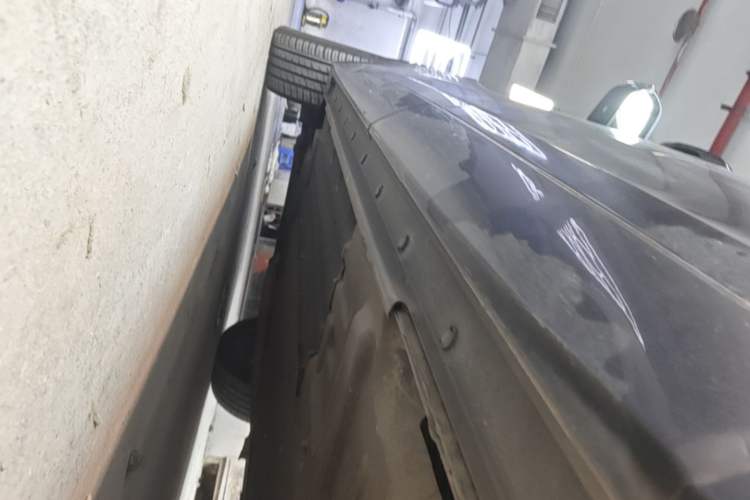 Used Li Auto ONE 2021 Extended-Range 6-Seater Version Left Side Sill