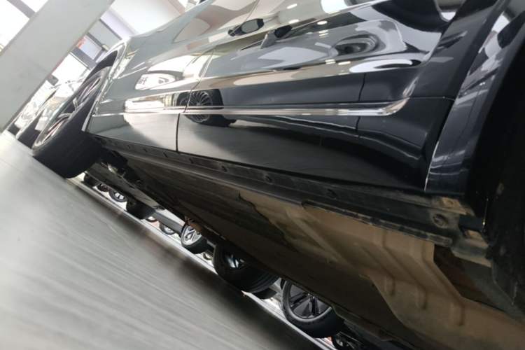Used Li Auto ONE 2021 Extended-Range 6-Seater Version Left Side Sill