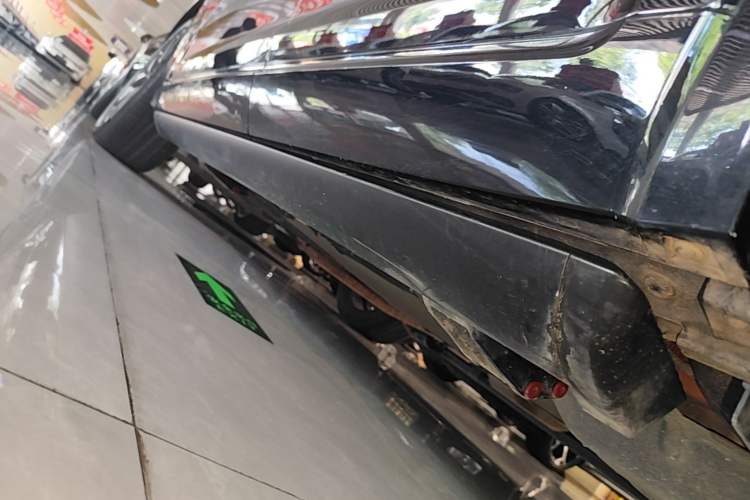 Used Li Auto ONE 2021 Extended-Range 6-Seater Version Left Side Sill