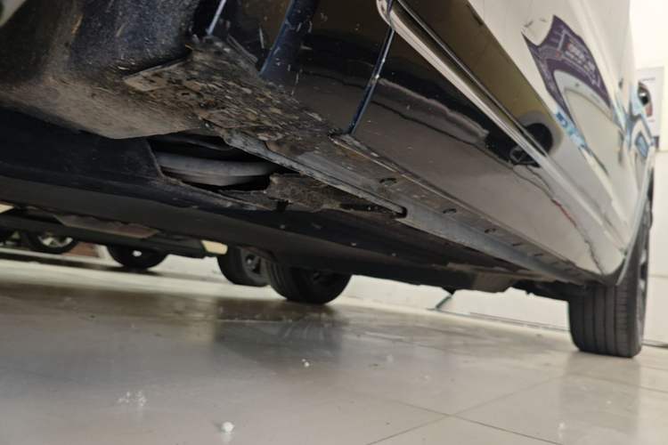 Used Li Auto ONE 2021 Extended-Range 6-Seater Version Left Side Sill