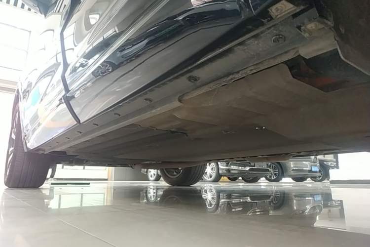 Used Li Auto ONE 2021 Extended-Range 6-Seater Version Left Side Sill