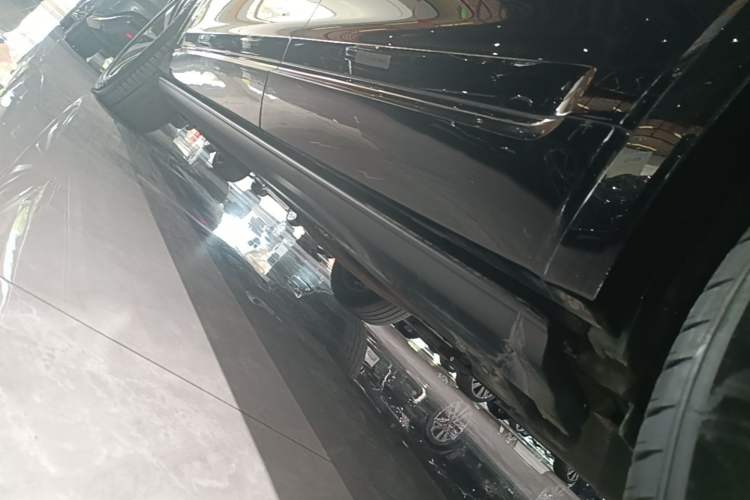 Used Li Auto ONE 2021 Extended-Range 6-Seater Version Left Side Sill